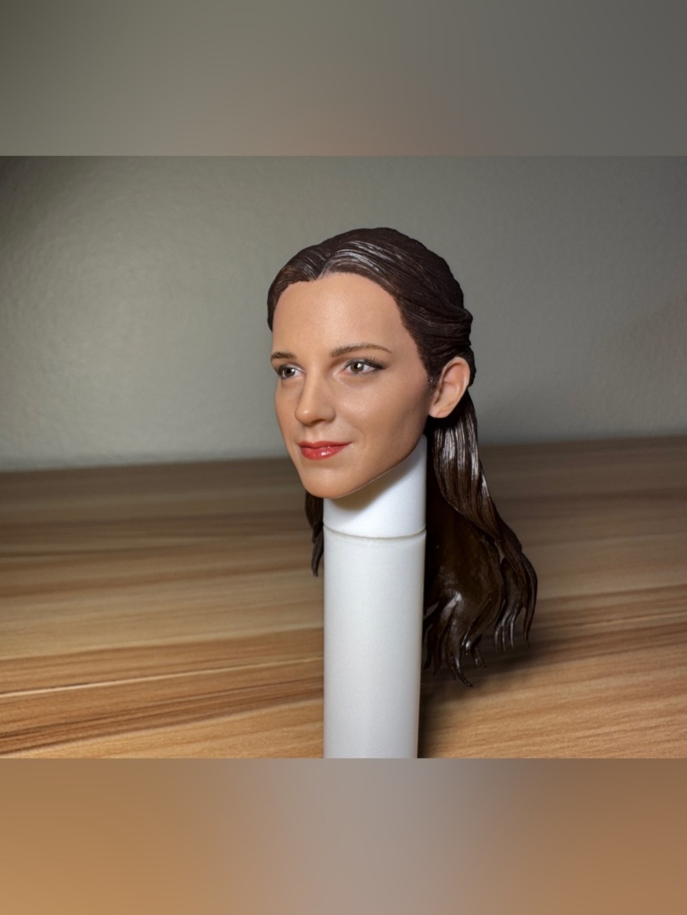 Hot Toys Belle Head Sculpt 1/6 MMS422 Authentic